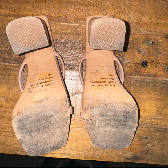 Steve Madden Nude Block Heel Sandals - Picture 6 of 6